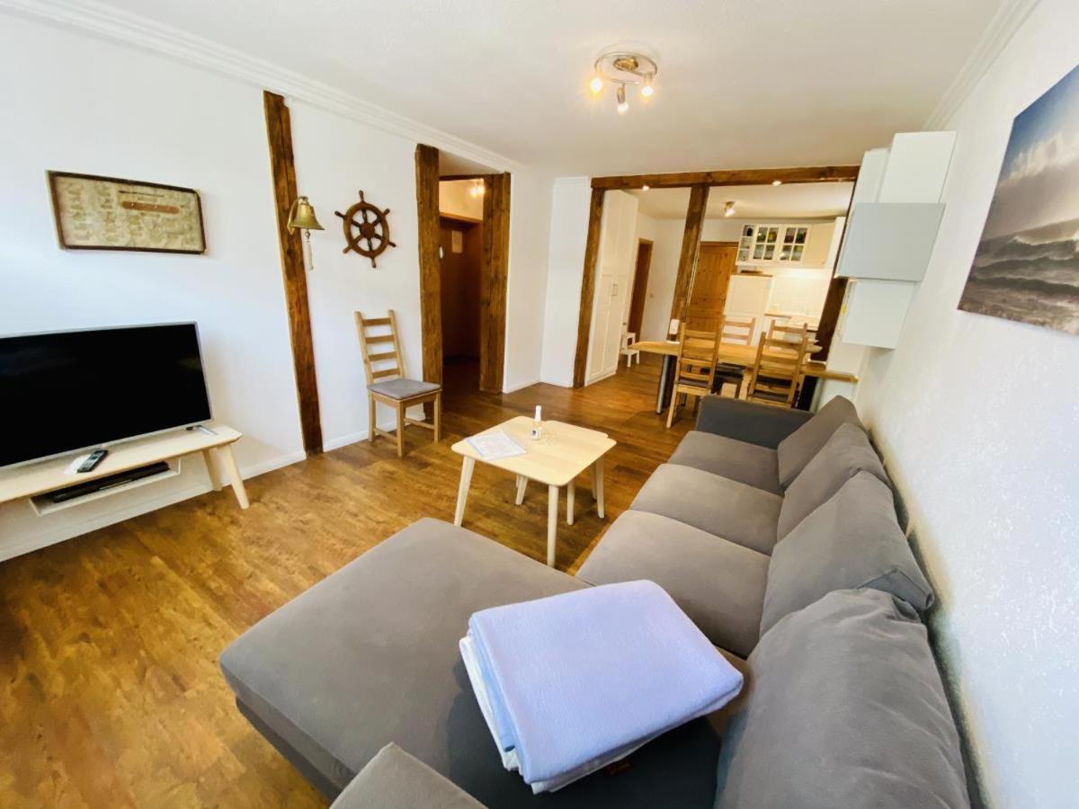 Apartamento Kapitaenshaus Froehlich/Tom Rostock Exterior foto